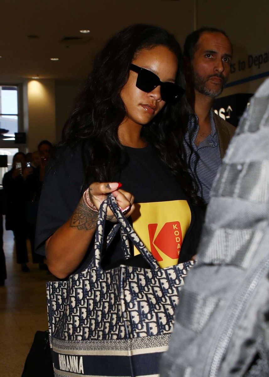 Rihanna: pic #1072204