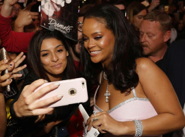 Rihanna photo #