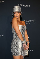 Rihanna photo #