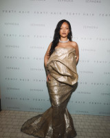 Rihanna photo #
