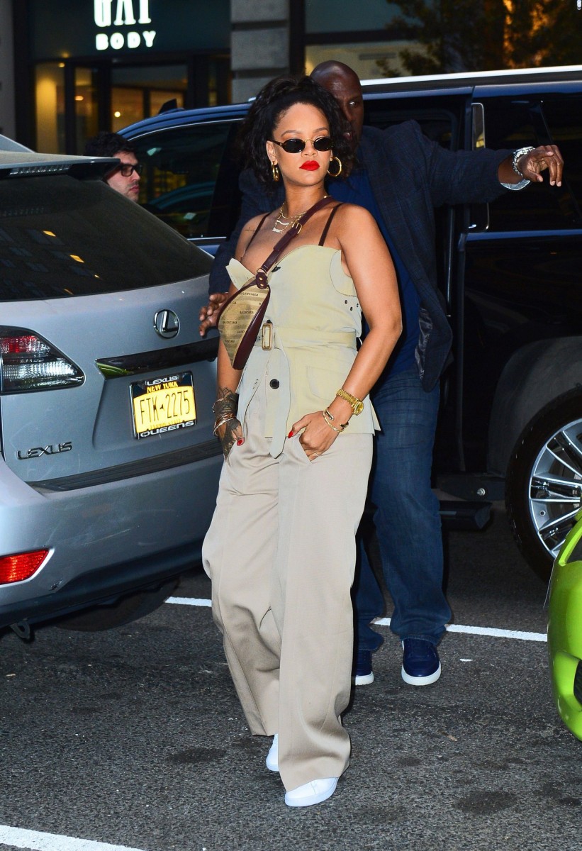 Rihanna: pic #1034501