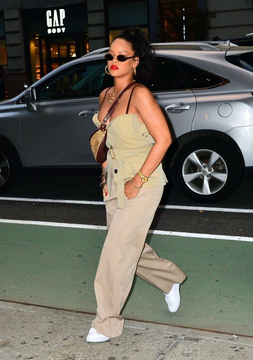 Rihanna: pic #1034502