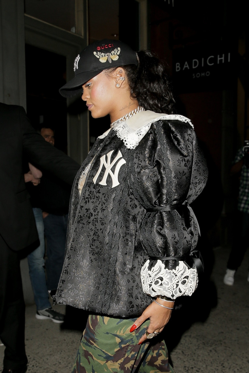 Rihanna: pic #1034787