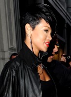 Rihanna photo #