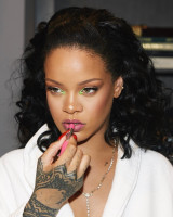 Rihanna photo #