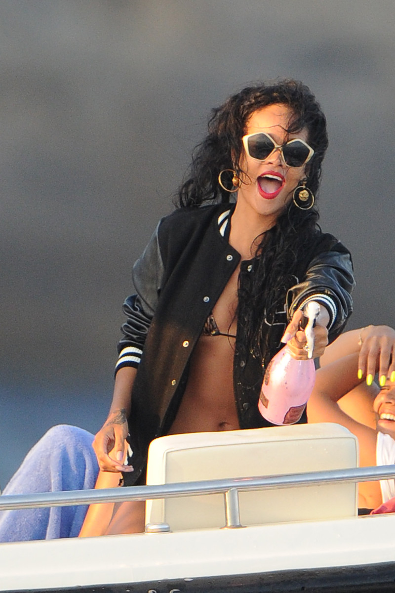 Rihanna: pic #517492