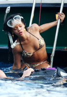 Rihanna photo #