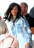 Rihanna photo #