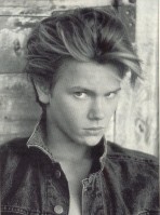 photo 13 in River Phoenix gallery [id29087] 0000-00-00