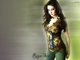 Riya Sen photo #