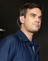photo 8 in Robbie Williams gallery [id427641] 2011-12-08