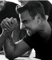 photo 22 in Robbie Williams gallery [id384968] 2011-06-10