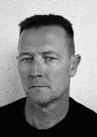 Robert Patrick photo #