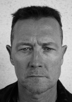 Robert Patrick pic #436577