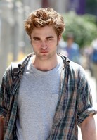 Robert Pattinson photo #