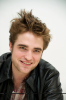 Robert Pattinson photo #