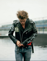 Robert Pattinson photo #