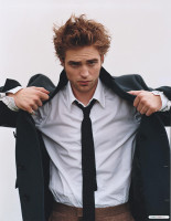 Robert Pattinson photo #