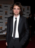 Robert Pattinson photo #