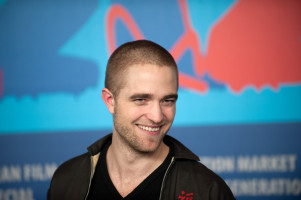 Robert Pattinson photo #