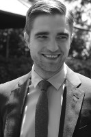 Robert Pattinson photo #