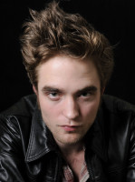 Robert Pattinson photo #