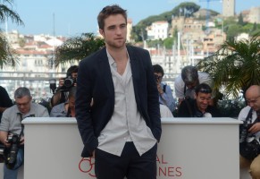 Robert Pattinson photo #