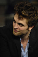 Robert Pattinson photo #