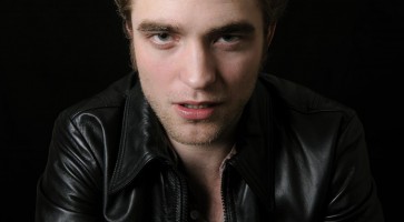 Robert Pattinson photo #