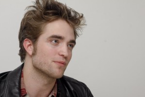 Robert Pattinson photo #