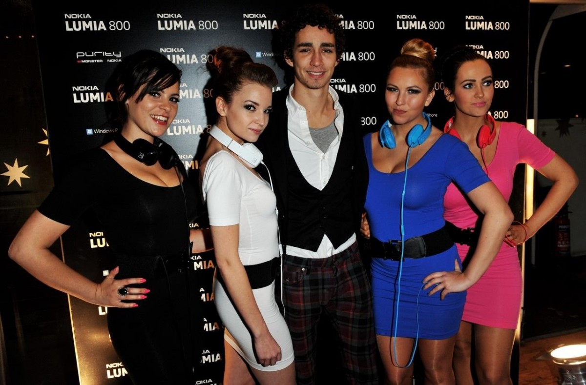 Robert Sheehan: pic #573192