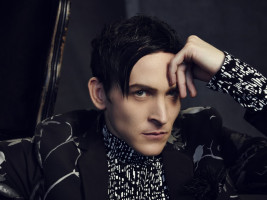 Robin Lord Taylor photo #