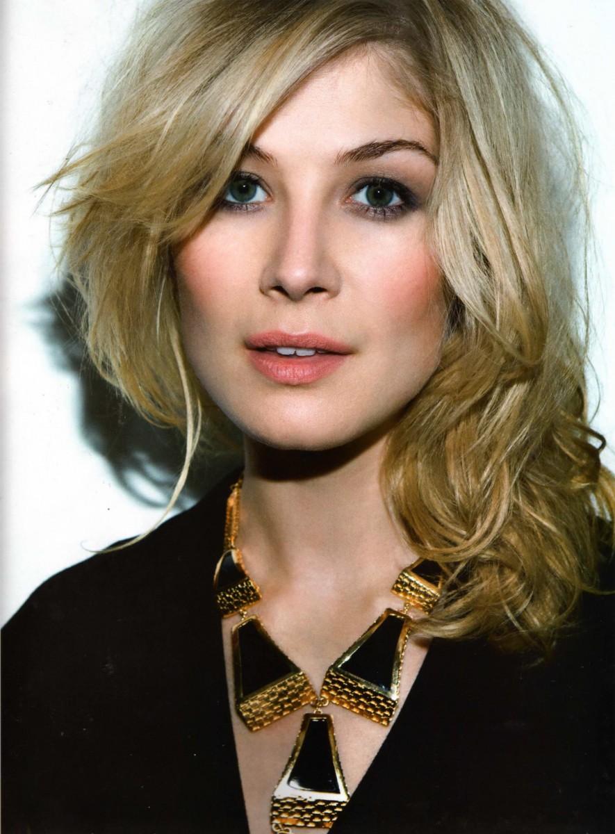 Rosamund Pike: pic #558741