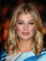 Rosamund Pike photo #