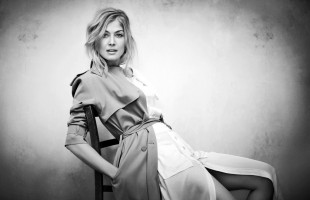 Rosamund Pike photo #