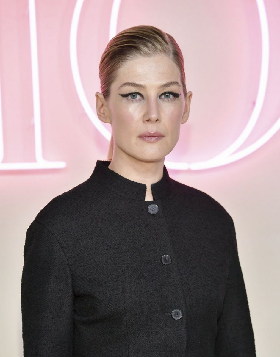 Rosamund Pike: pic #1350935