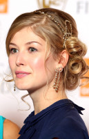 Rosamund Pike photo #