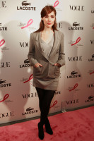 Rose Byrne photo #
