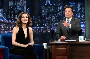 Rose Byrne photo #