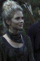 Rose McIver photo #