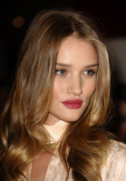 Rosie Huntington-Whitely photo #