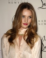 Rosie Huntington-Whitely photo #