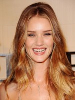 Rosie Huntington-Whitely photo #