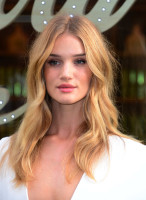 Rosie Huntington-Whitely photo #