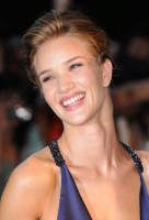 Rosie Huntington-Whitely photo #