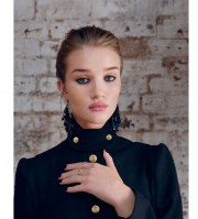 Rosie Huntington-Whitely photo #