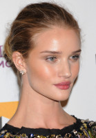 Rosie Huntington-Whitely photo #