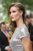 Rosie Huntington-Whitely photo #