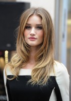 Rosie Huntington-Whitely photo #