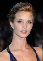 Rosie Huntington-Whitely photo #